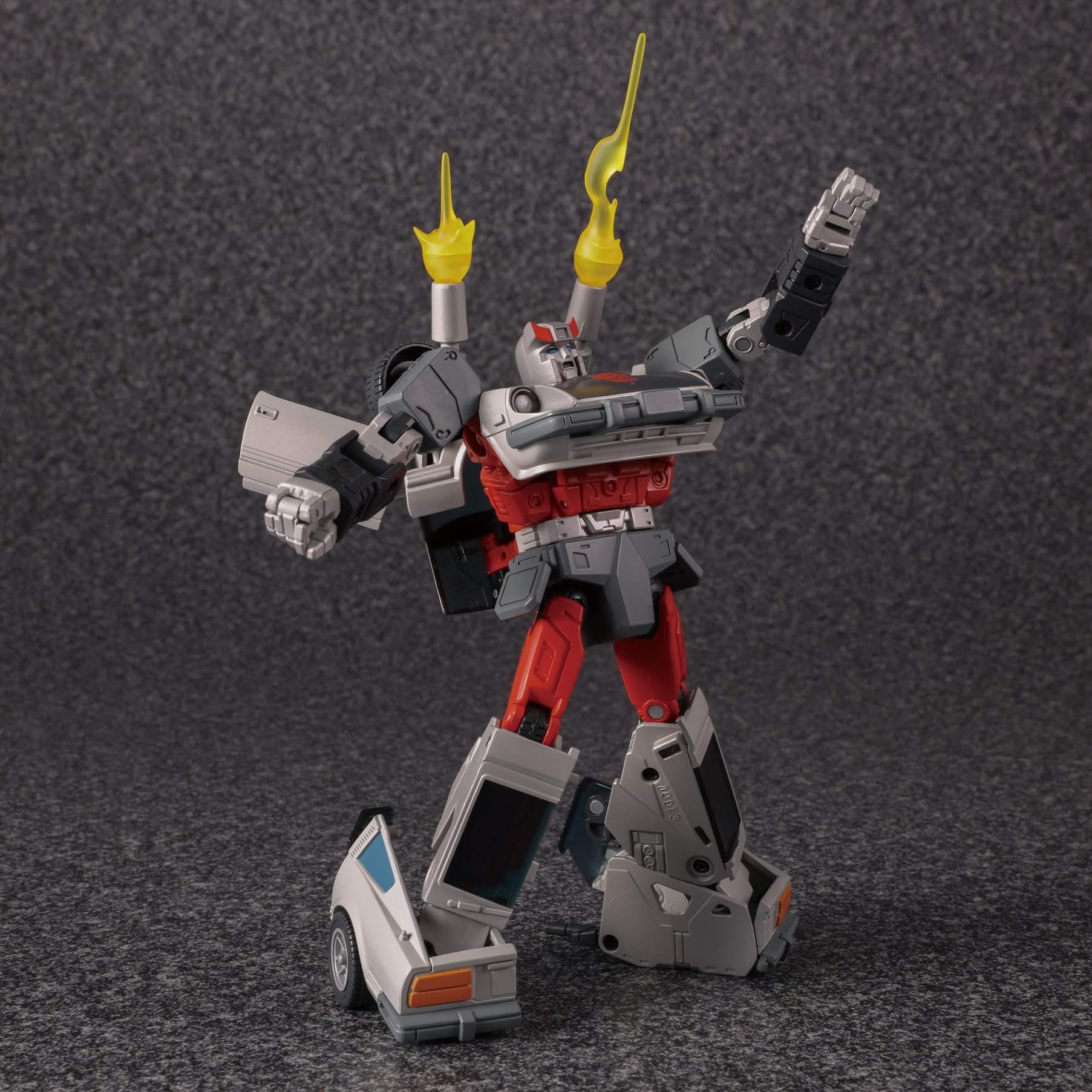 [Masterpiece] MP-18 Bluestreak/Jaseur - Page 3 PaKsmv1d_o