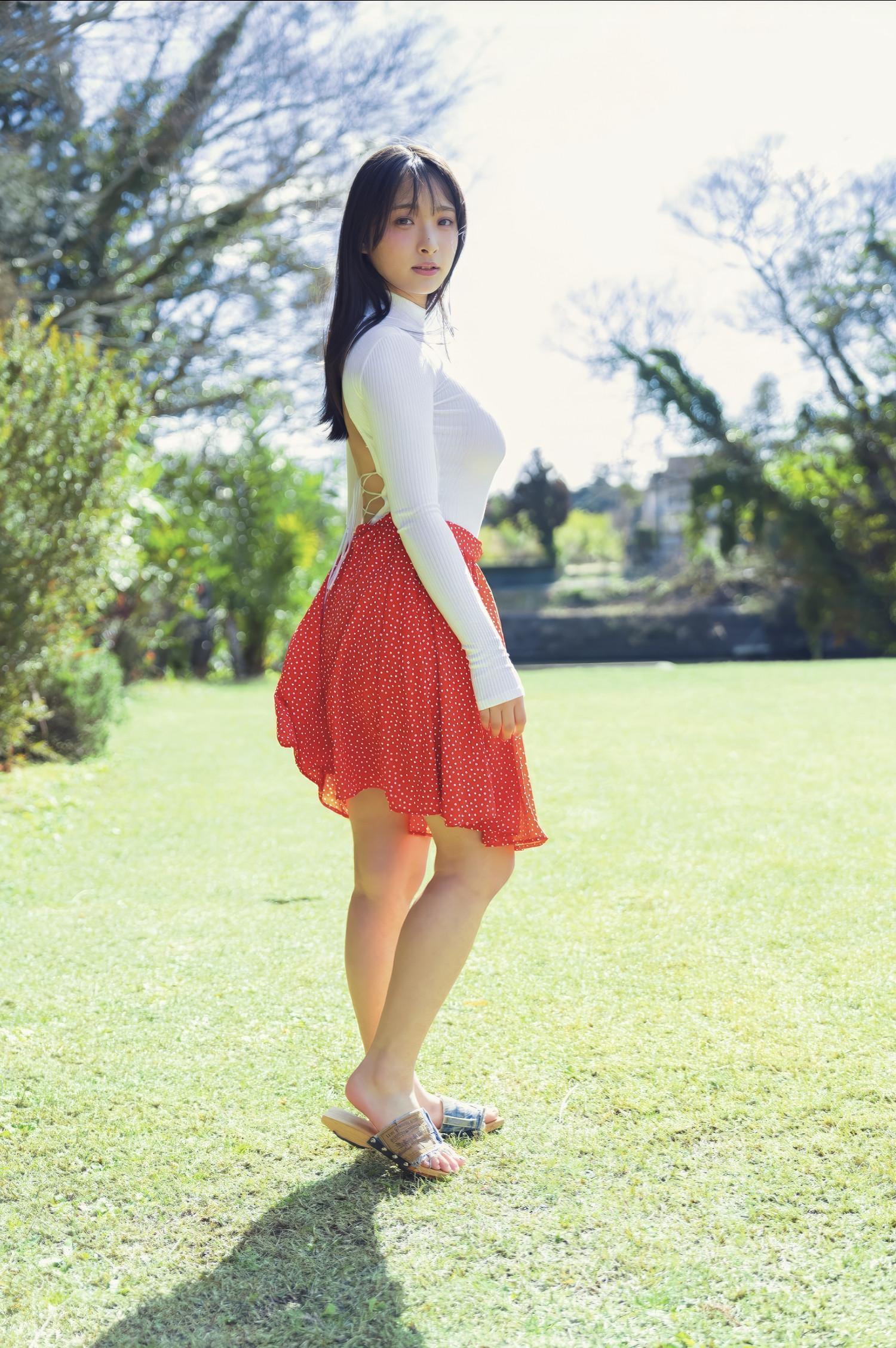 Misaki Sawa 沢美沙樹, FLASH 2025.04.08 (フラッシュ 2025年4月8日号)(13)