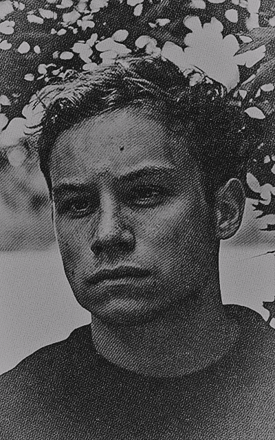 finn cole - Page 2 VVMHMlf2_o