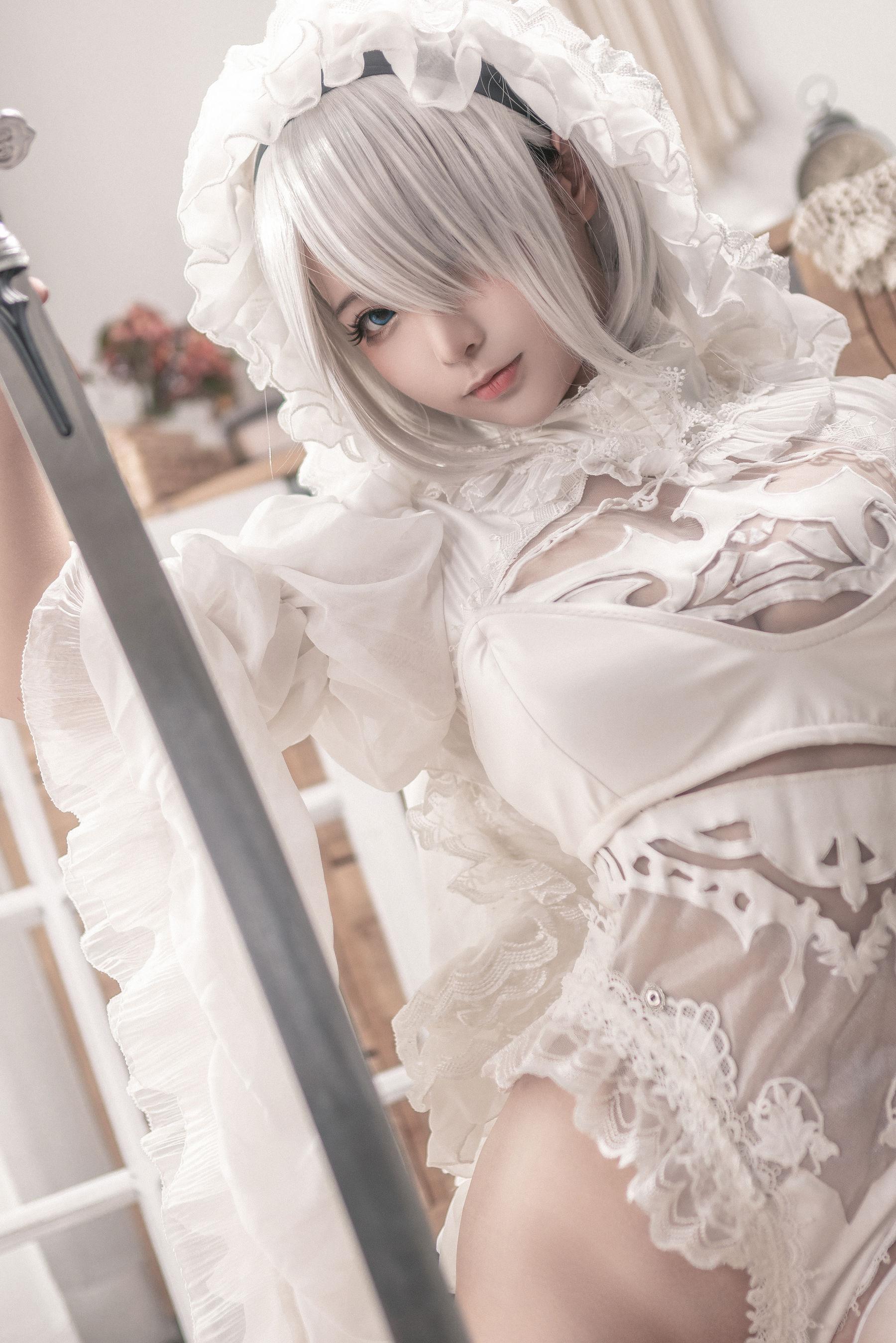 [Cosplay] 蠢沫沫 – 尼尔纪元 白花嫁 写真套图(17)