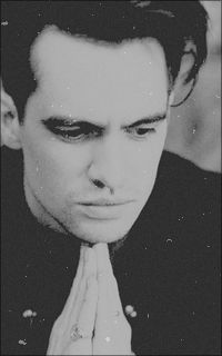 Brendon Urie NFWfbd5C_o