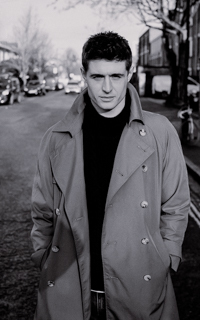 Max Irons 2dTY3p3o_o