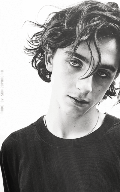 Timothée Chalamet GKdHyeTK_o