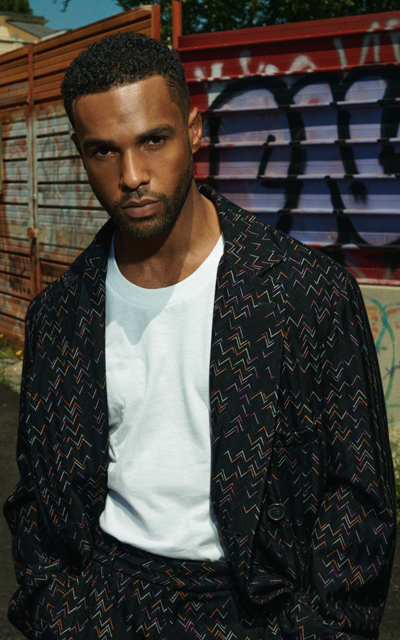 black - Lucien Laviscount T30IFTzu_o