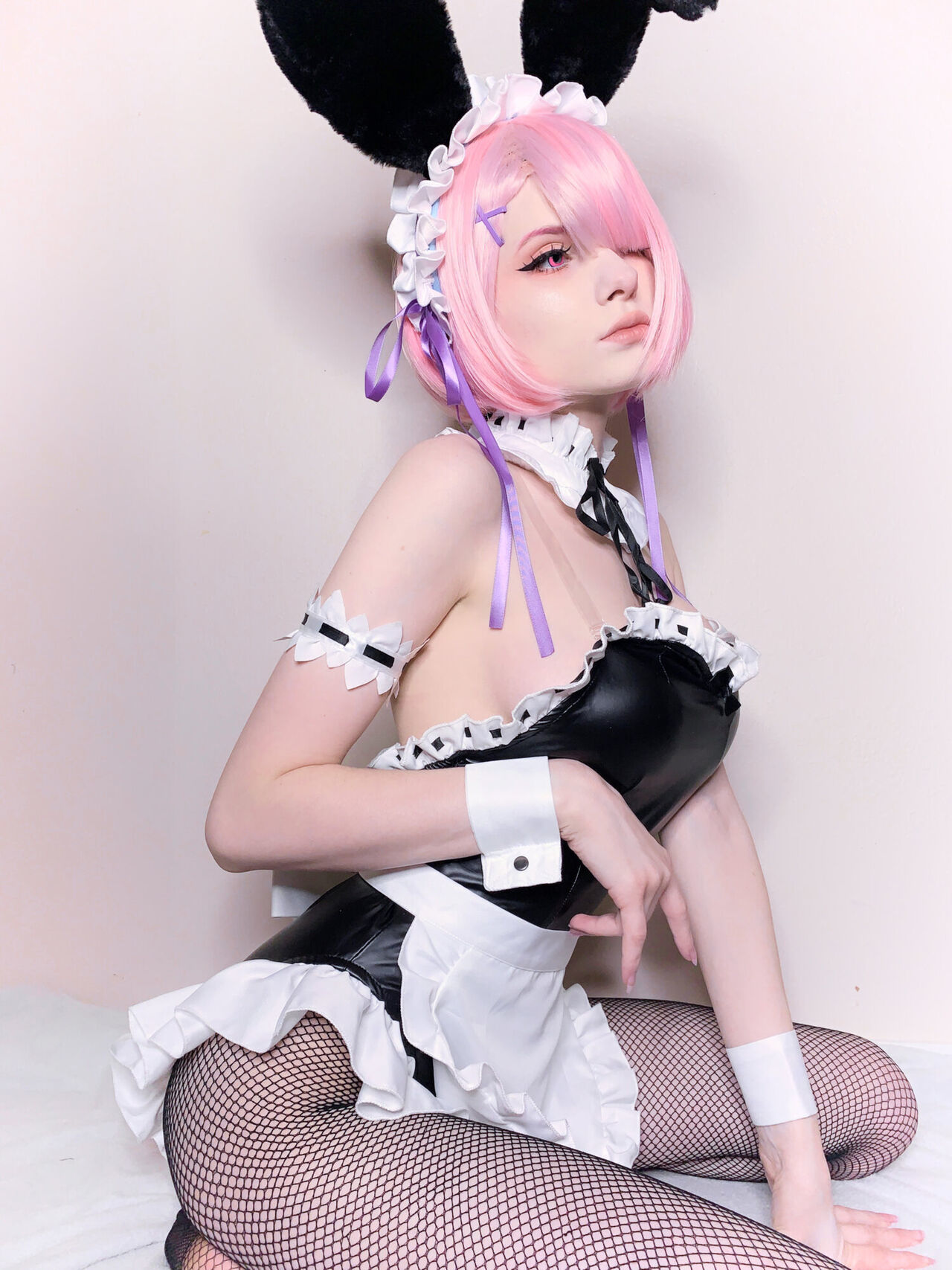Bunni Lynn - Bunny Suit Ram