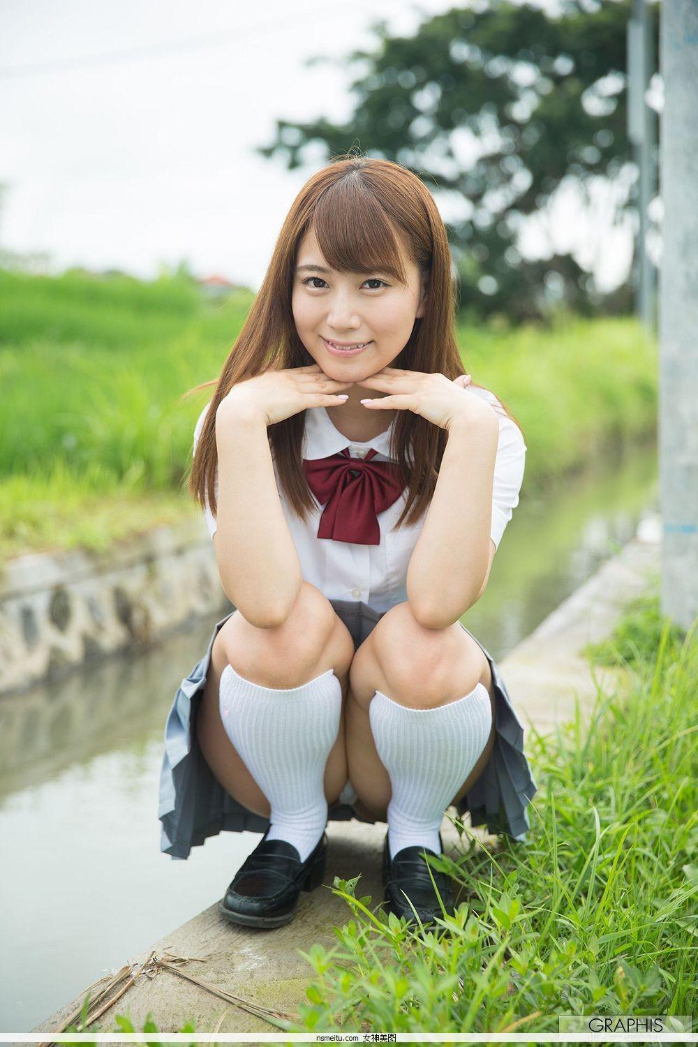 [日本Graphis写真] Gals 初川美/初川南 – Ladylike cute girl!(22)