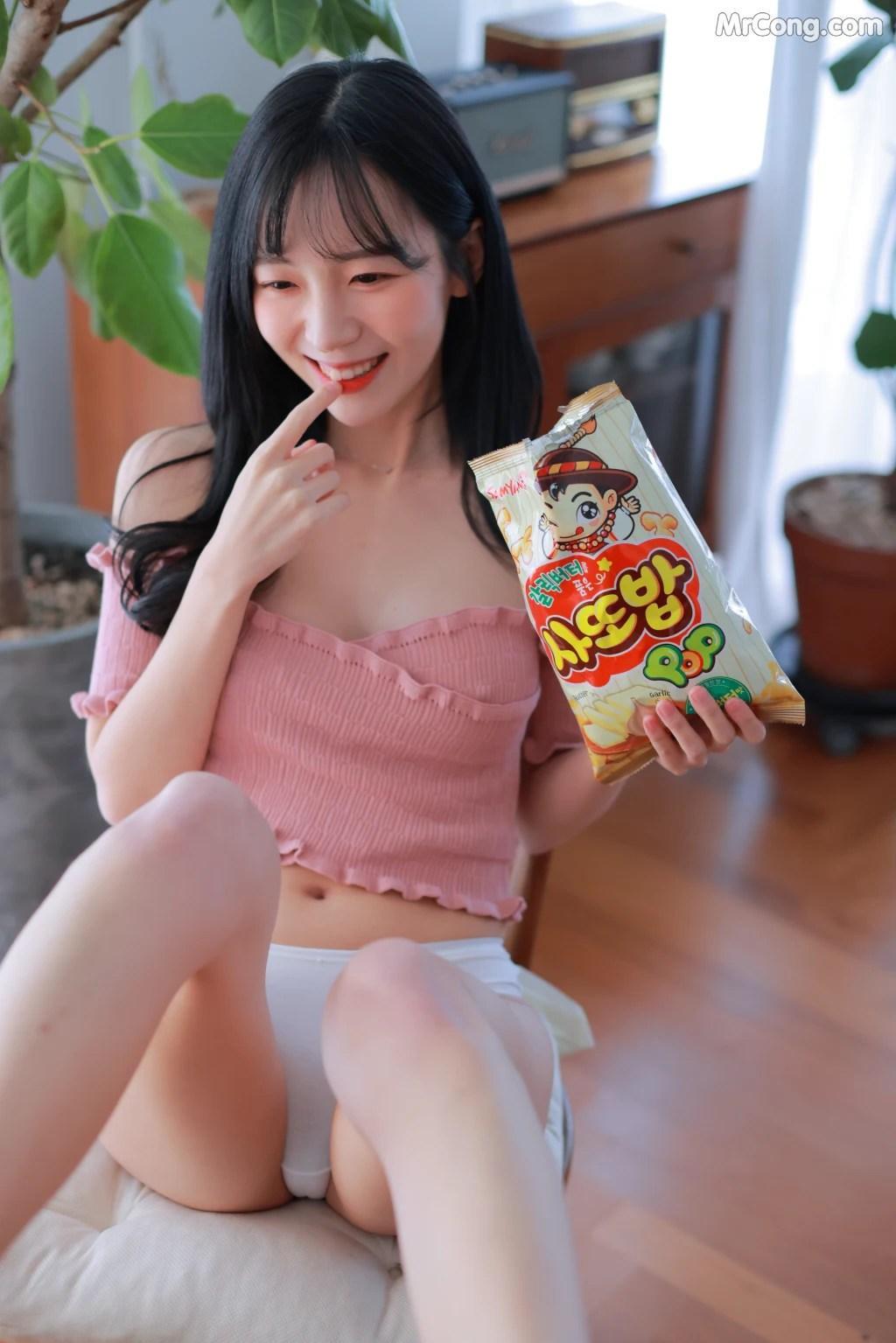 쏘블리 (@leeesovely): Housekeeper 2-1 Photo Set Collection (94 photos )(77)