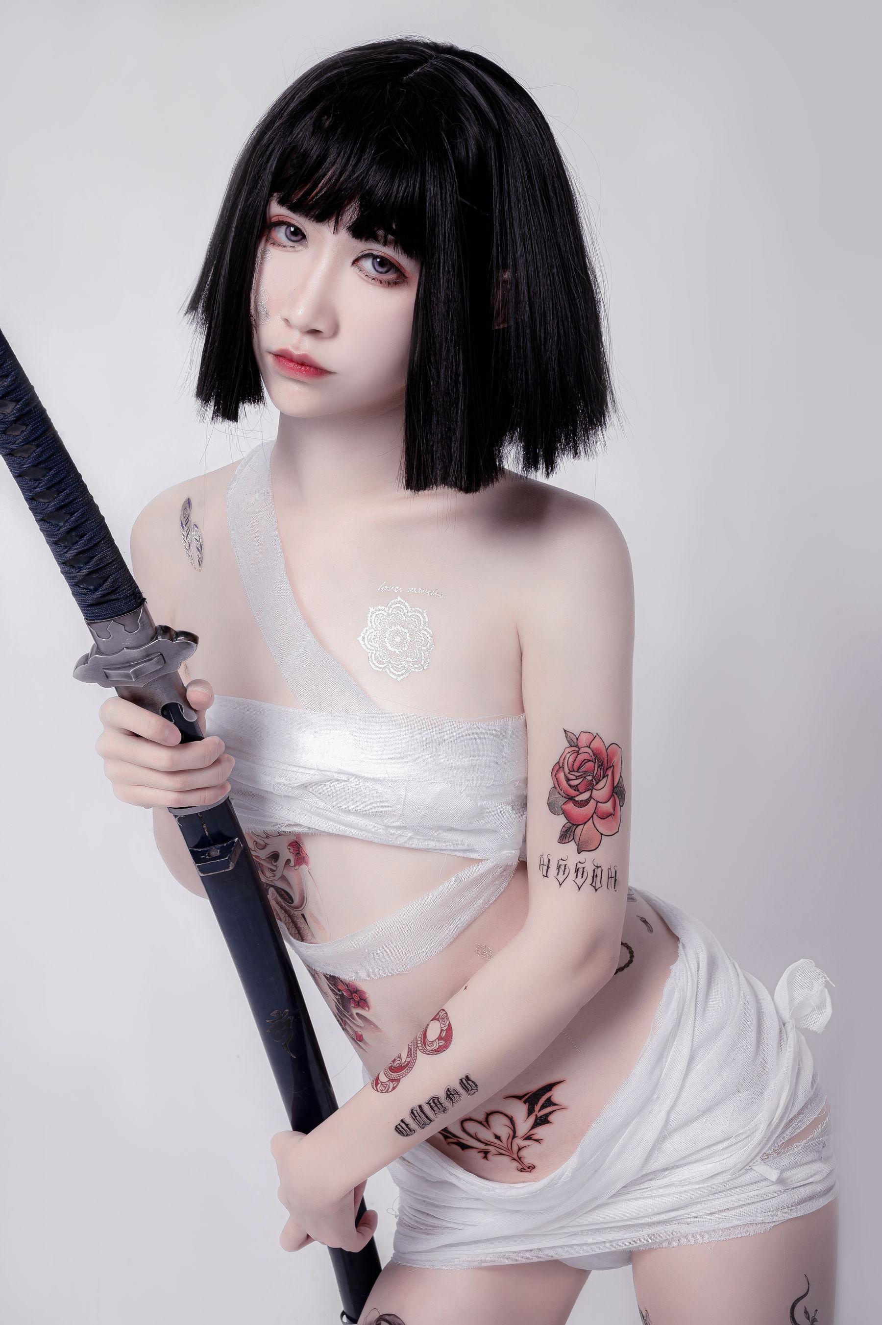 [COS福利] 动漫博主阮邑_Fairy 《绑带和武士》 写真集(38)