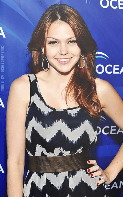 Aimee Teegarden SwPtfTAB_o