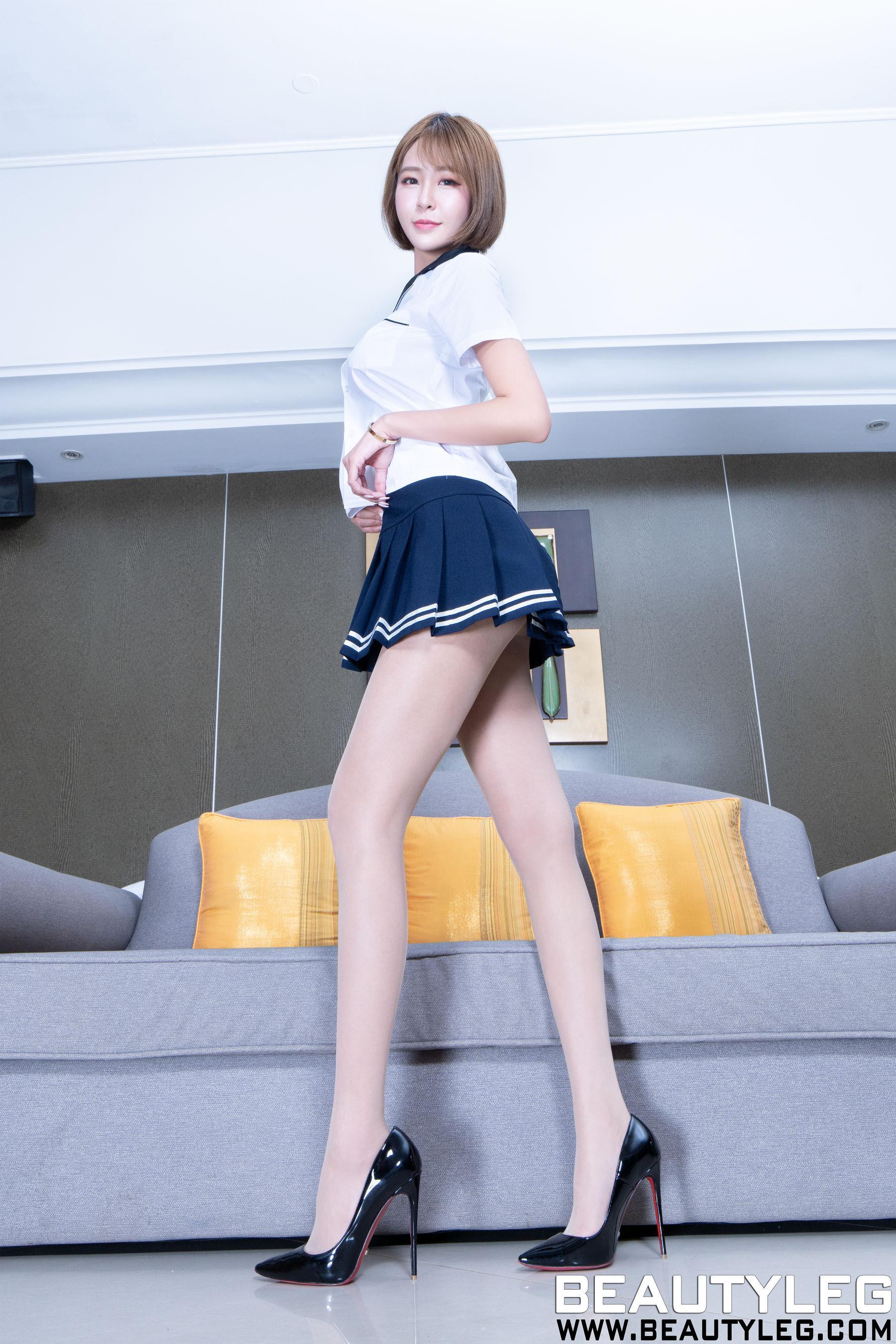 [Beautyleg] No.2014 Winnie – 肉丝+黑丝+制服美腿(3)