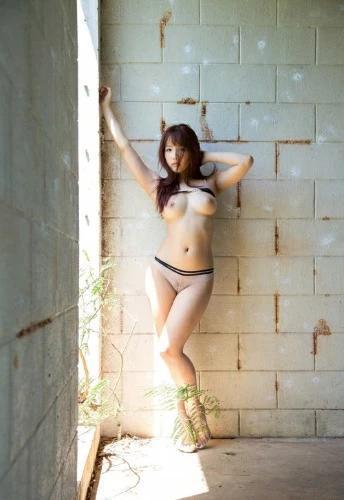 三上悠亜【上篇】 (87P)(55)