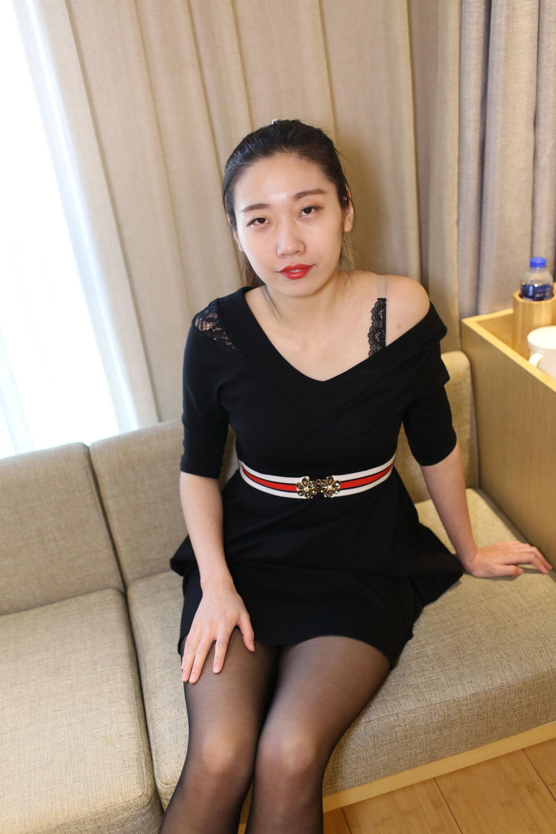 国模套图 国模悦月大尺度人体私拍套图(115)