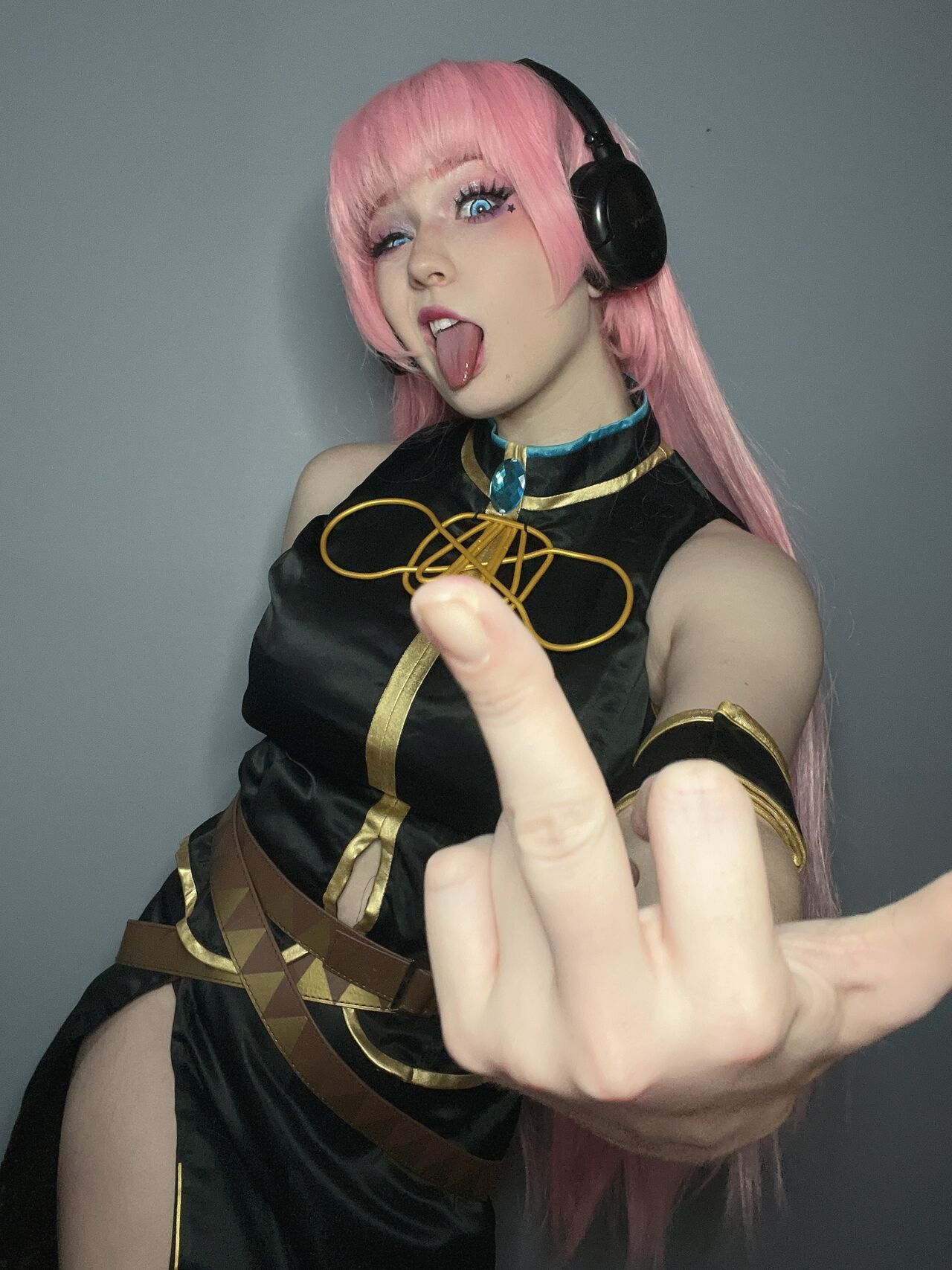 Satin Stars - Luka Megurine