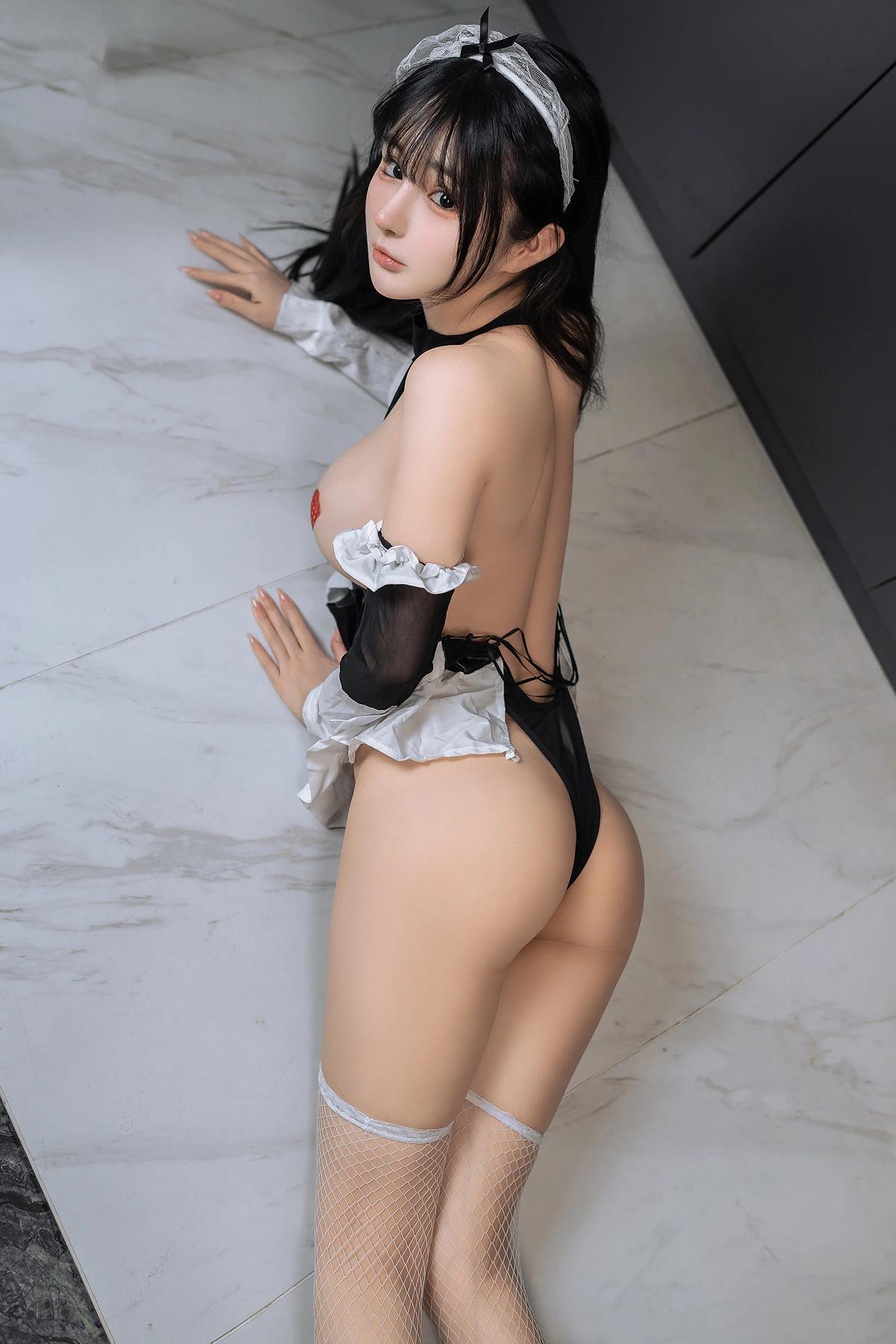 Cosplay 桜井宁宁 – 黑色女仆(36)