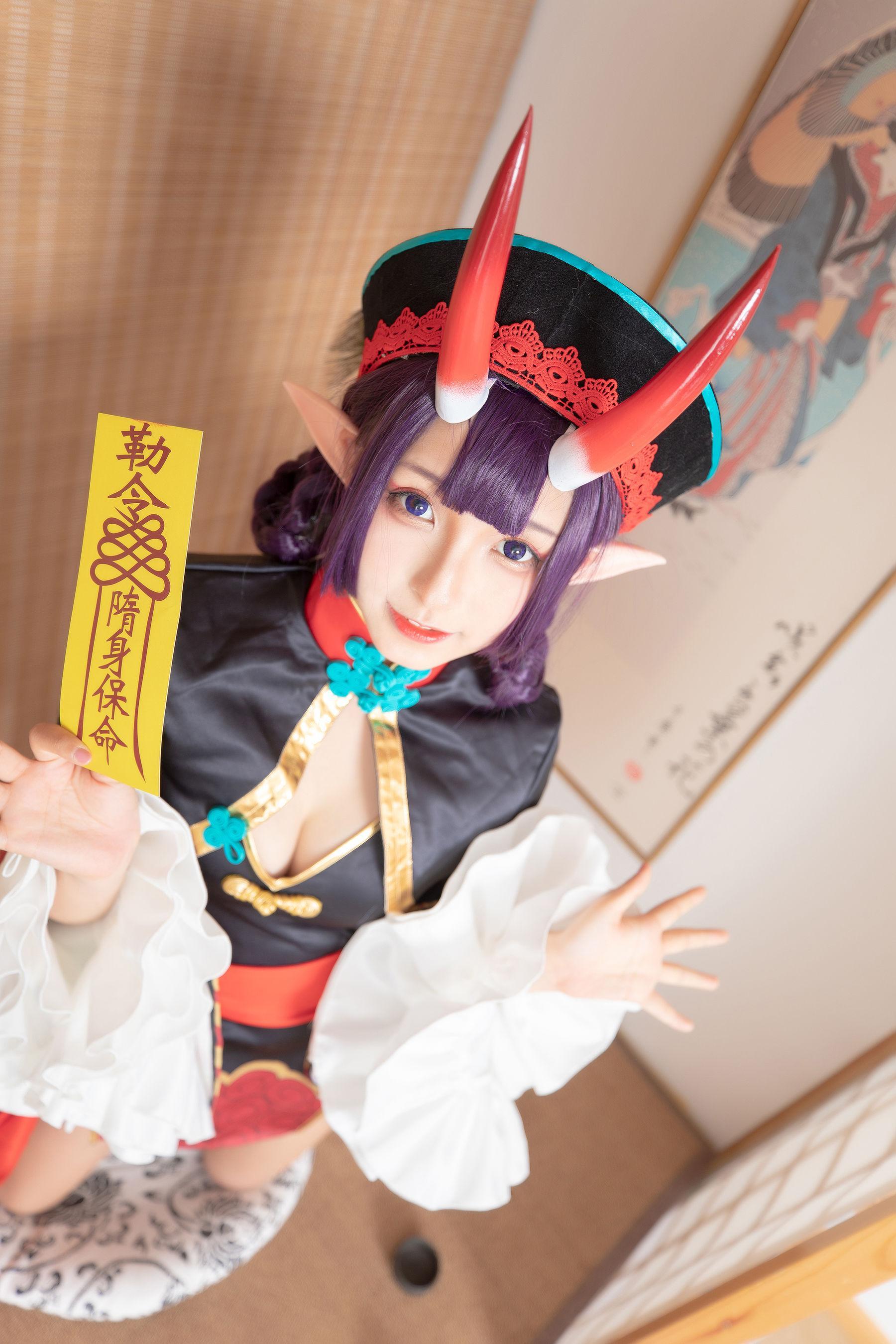 神楽板真冬 《果実の酒気》-酒吞cos 写真集(38)