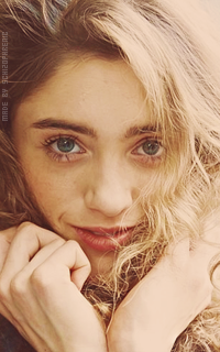 Natalia Dyer 9Y9qDUj7_o