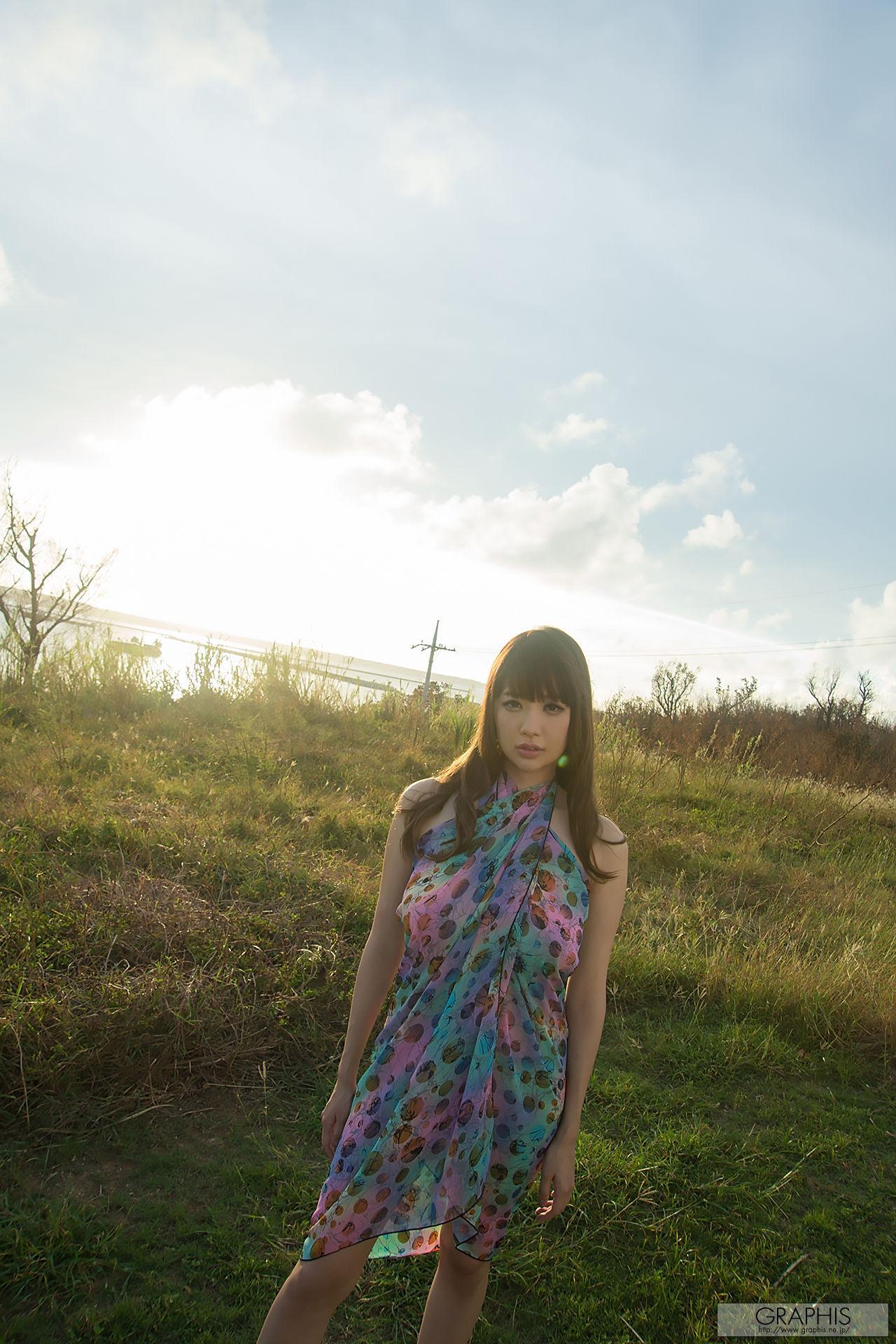 RION/宇都宮しをん《Carry On》 [Graphis] Gals 写真集(1)