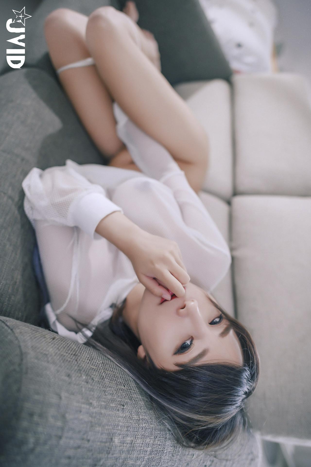 JVID Lele 樂樂 – 巨乳女神 樂樂－色誘閨密兄長，激情畫面曝光 Set.02(27)