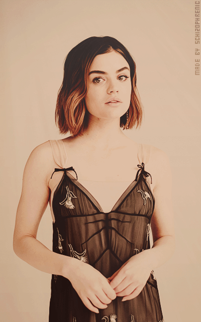 Lucy Hale 4N0xCz6m_o