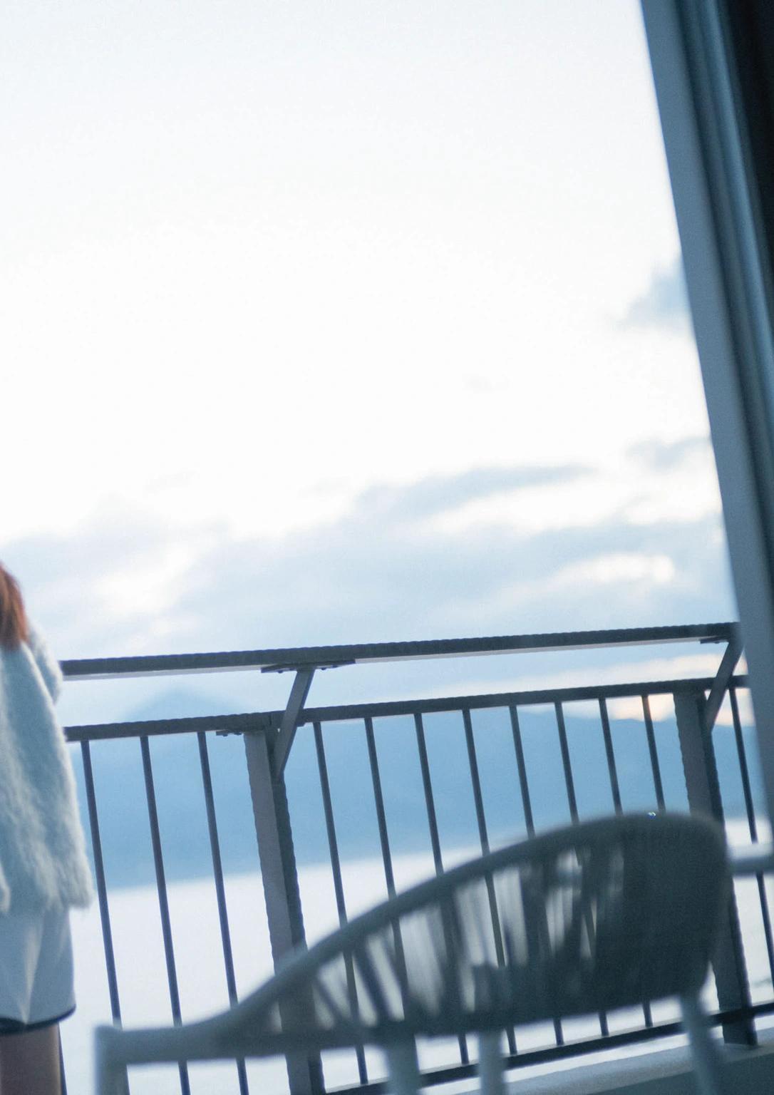 Kotoko Sasaki 佐々木琴子, 1st写真集 「明け方の夢」 Set.02(30)