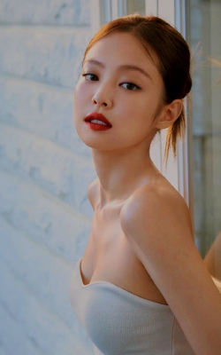 Jennie Kim ISPQYhyr_o