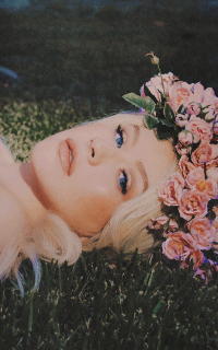 piosenkarka - Christina Aguilera 41afuS1b_o