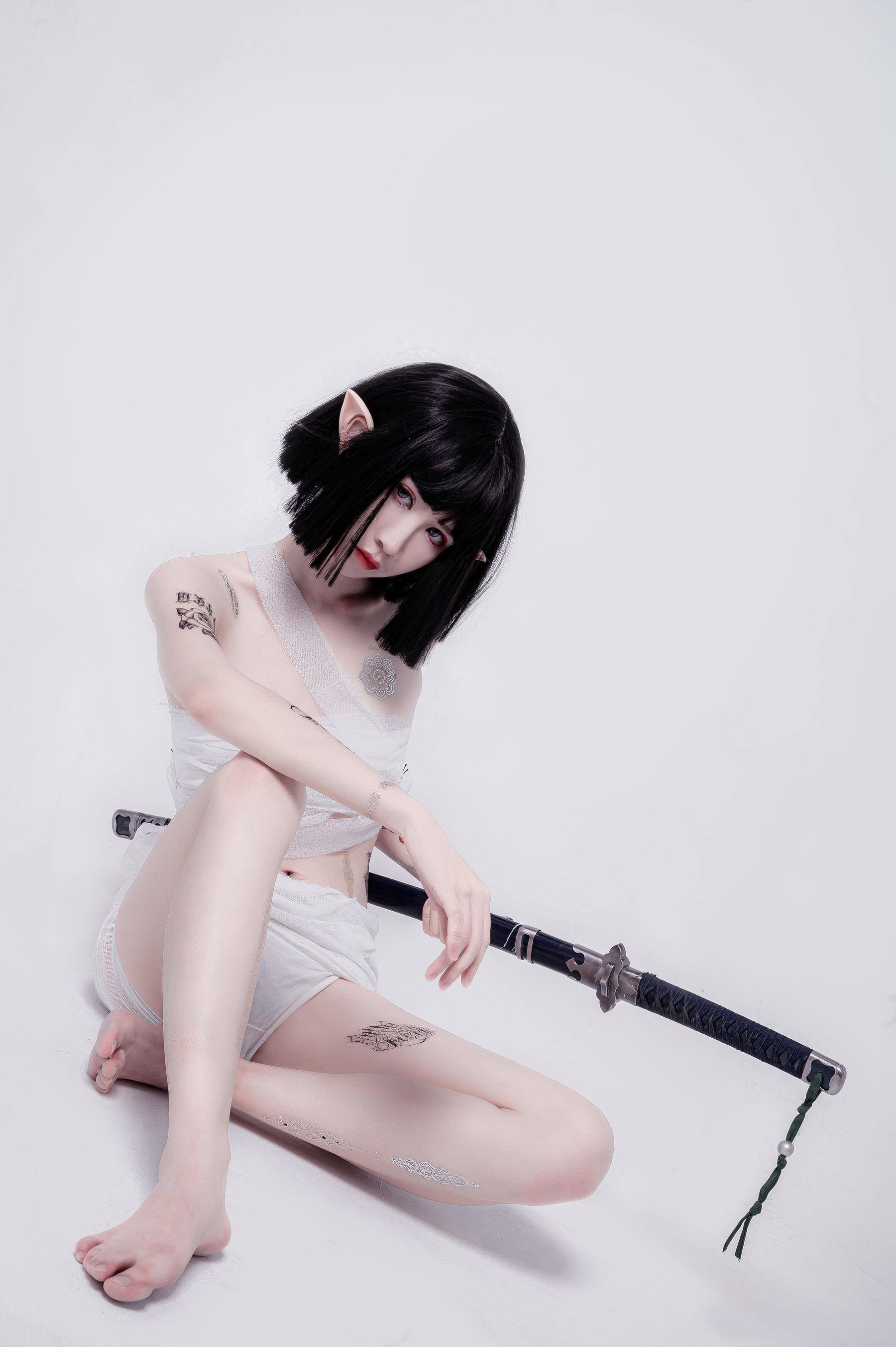 [COS福利] 动漫博主阮邑_Fairy 《绑带和武士》 写真集(29)