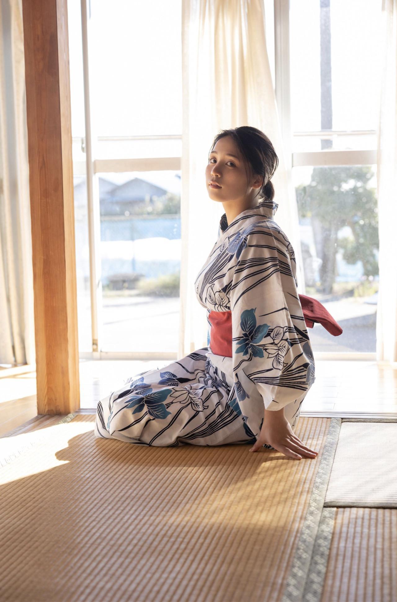 Miyabi Yamaoka 山岡雅弥, FRIDAYデジタル写真集 「彼女と暮らせば」 Set.01(7)