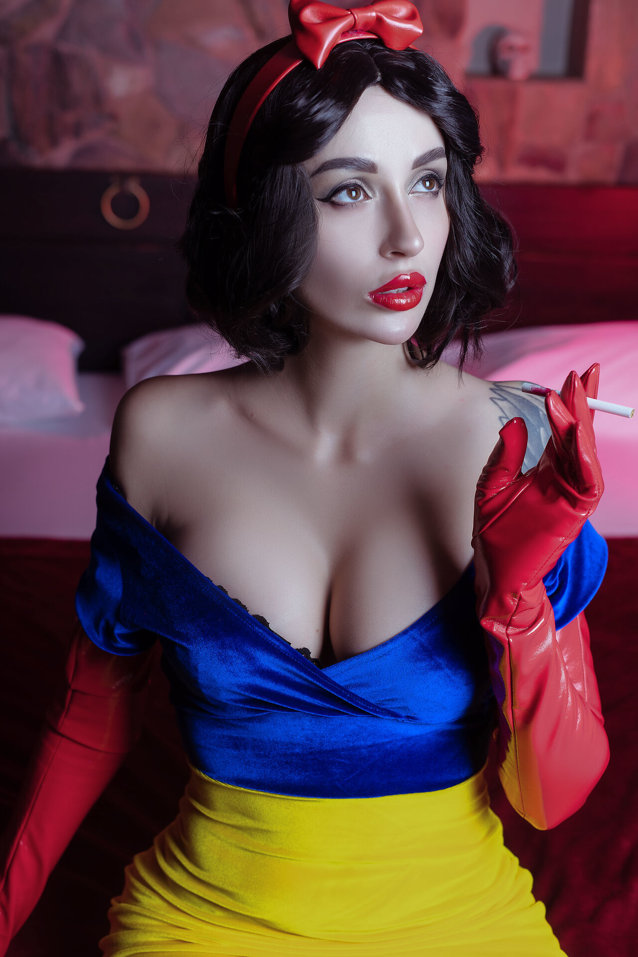 Lera Himera - NOIR BDSM SNOW WHITE