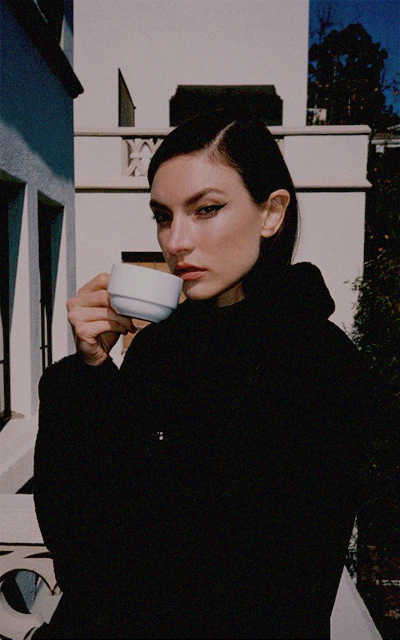 jacquelyn jablonski OyrFnH8s_o