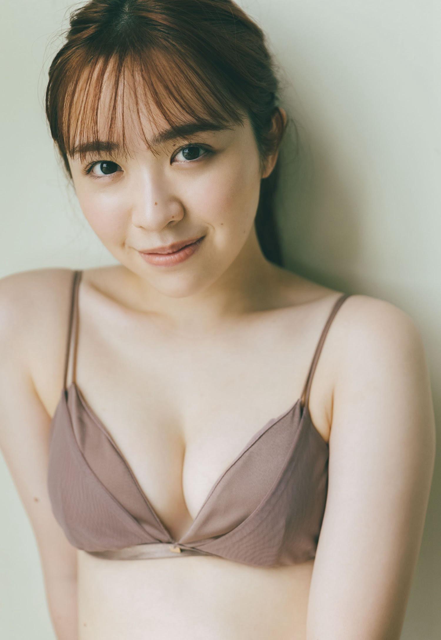 Miria Watanabe 渡辺みり愛, Weekly Playboy 2023 No.06 (週刊プレイボーイ 2023年6号)(10)