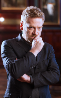 Kenneth Branagh Kw72HQHe_o