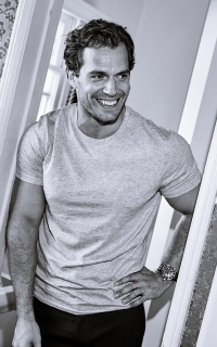Henry Cavill - Page 2 WTn1gc0F_o