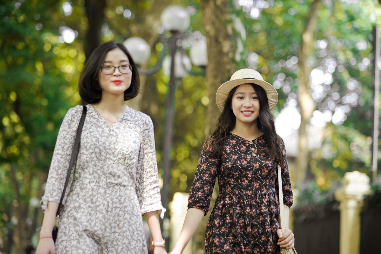 Gorgeous Asian brunette girls posing in their summer dresses in public(9)