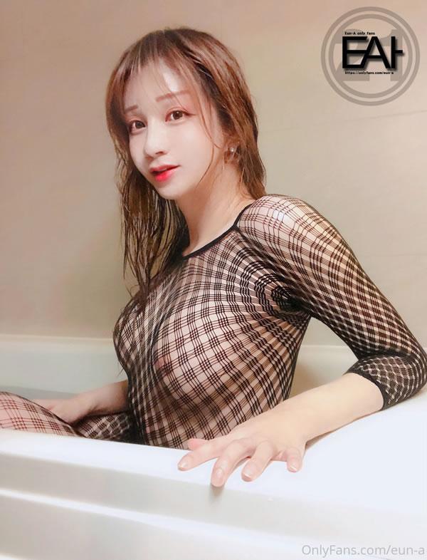 网红@eun-a OnlyFans尺度私拍视图合集3(11)