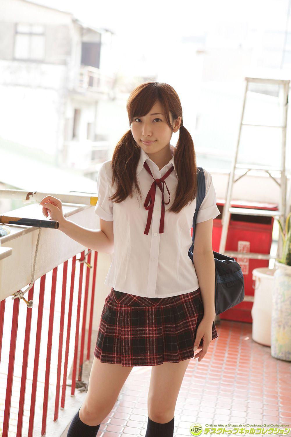 相田あずさ《スレンダーなボディと魅惑的バストが眩しい》写真集 [DGC] NO.1277(35)