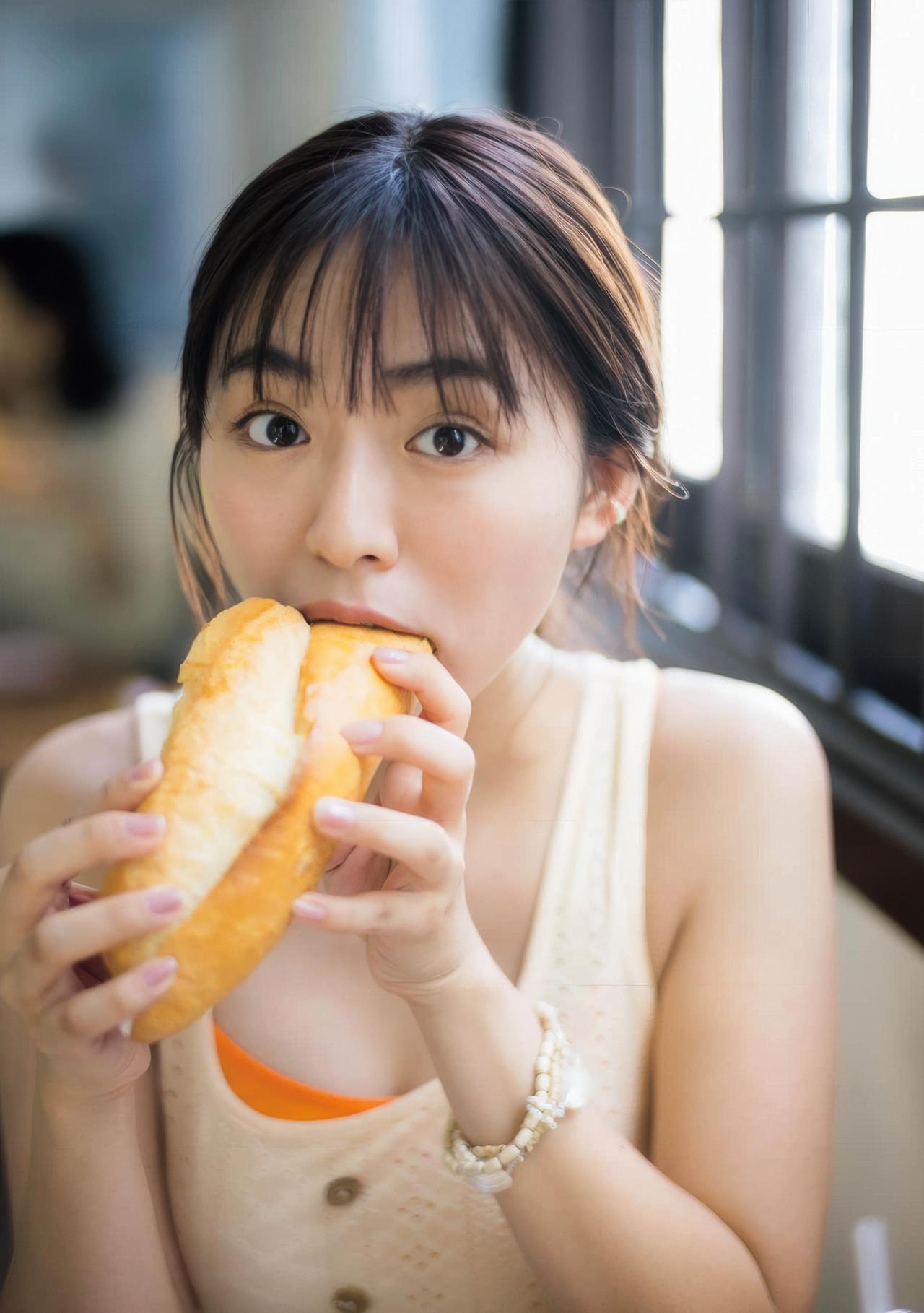 Runa Toyoda 豊田ルナ, 写真集 『Good to see Moon』 Set.04(8)