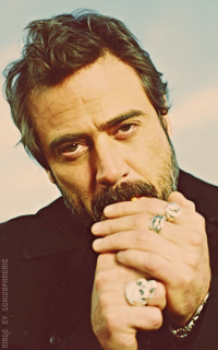 Jeffrey Dean Morgan IPVI5uLs_o