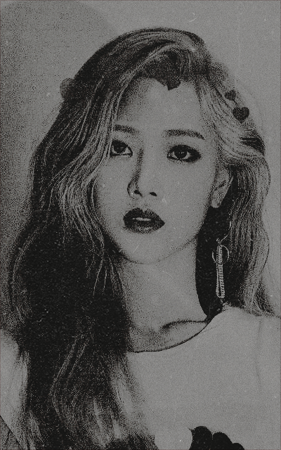 kim lip JbnOTrro_o