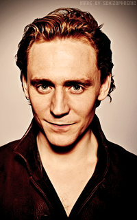 Tom Hiddleston TieOn2wu_o