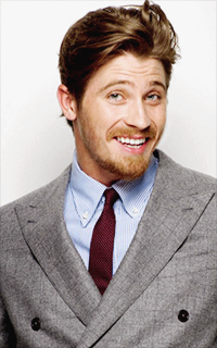 Garrett Hedlund Z0H0kP2F_o