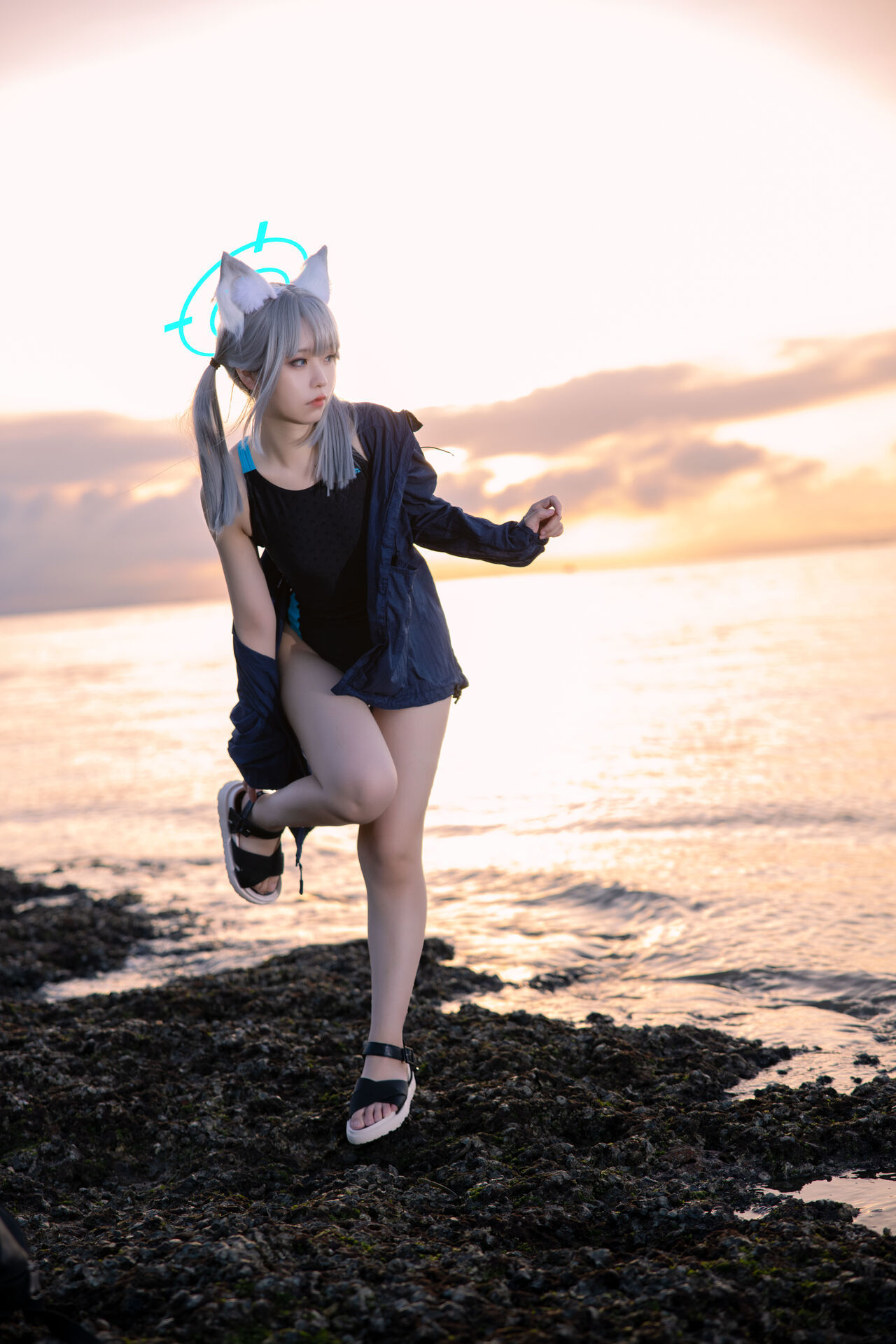 G44不会受伤 - Shiroko Sunaookami Swimsuit