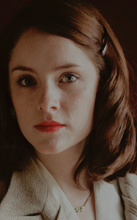 Sophie Rundle Wh50wU8W_o