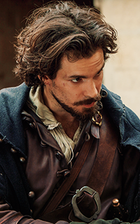 (m) santiago cabrera QuYs0qXj_o