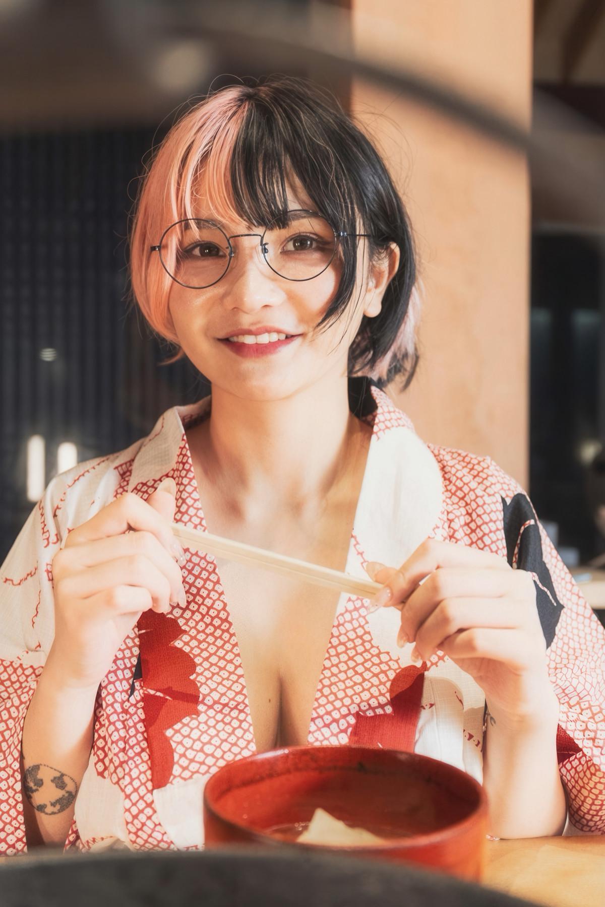 Chukimeroday ちゅきめろでぃ, 2nd 写真集 『一泊二日』 Set.04(16)