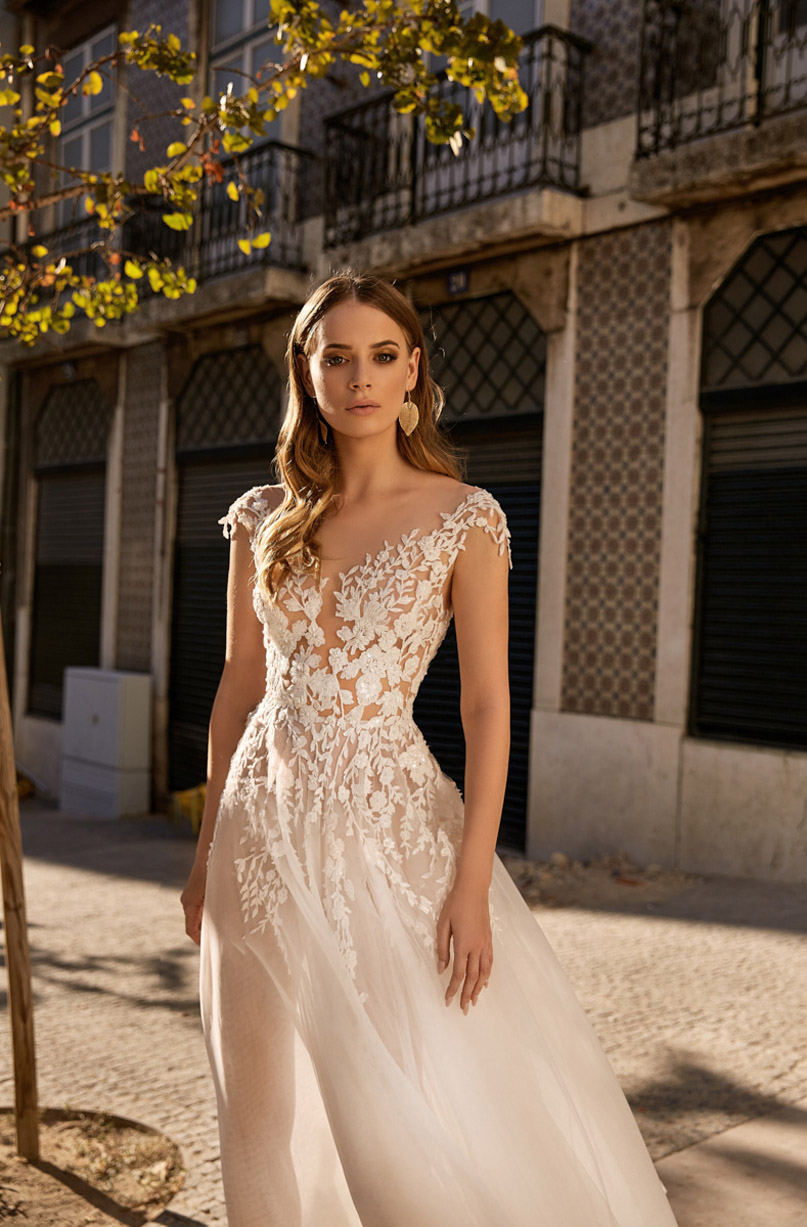 Dagmara Raczynska by Szymon Boczek / Tom Sebastien Bridal collection 2019 Dagmara Raczynska by Szymon Boczek / Tom Sebastien Bridal collection 2019