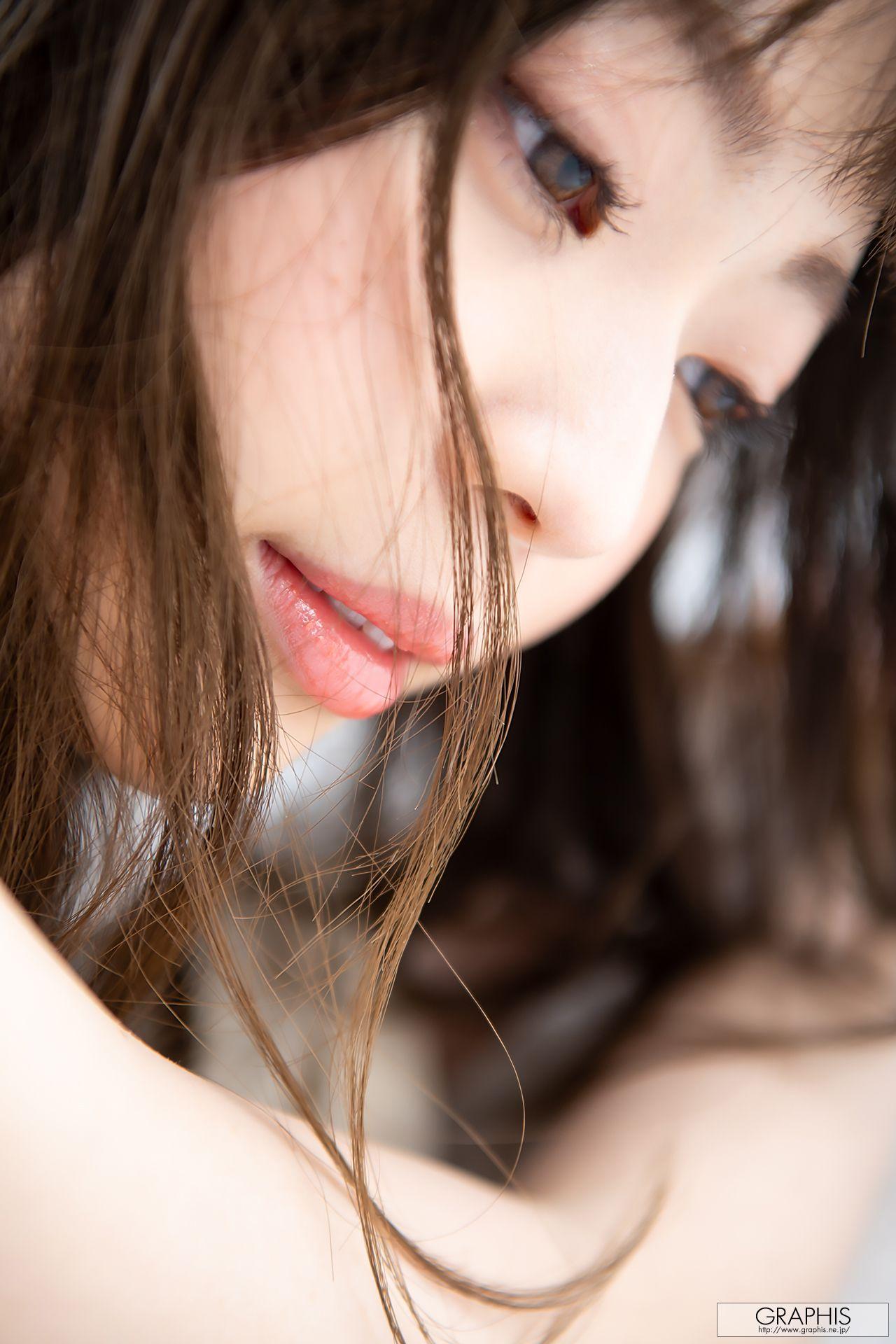 [Graphis] First Gravure 初脱ぎ娘 No.169 槙いずな(槙泉奈) 写真集(15)