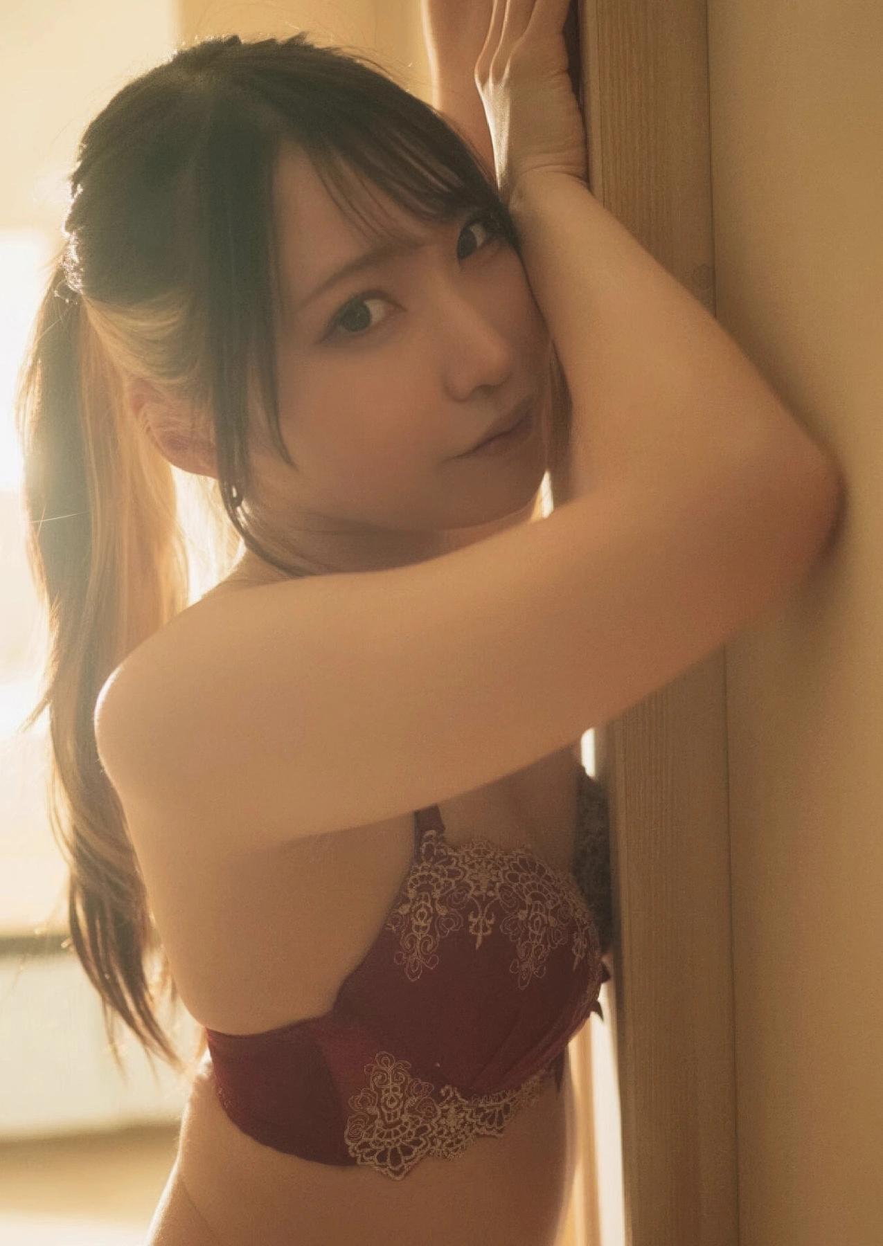 MEI 芽衣, 写真集 Wunder Publishing House 「芽ばえちゃう」 Set.01(32)