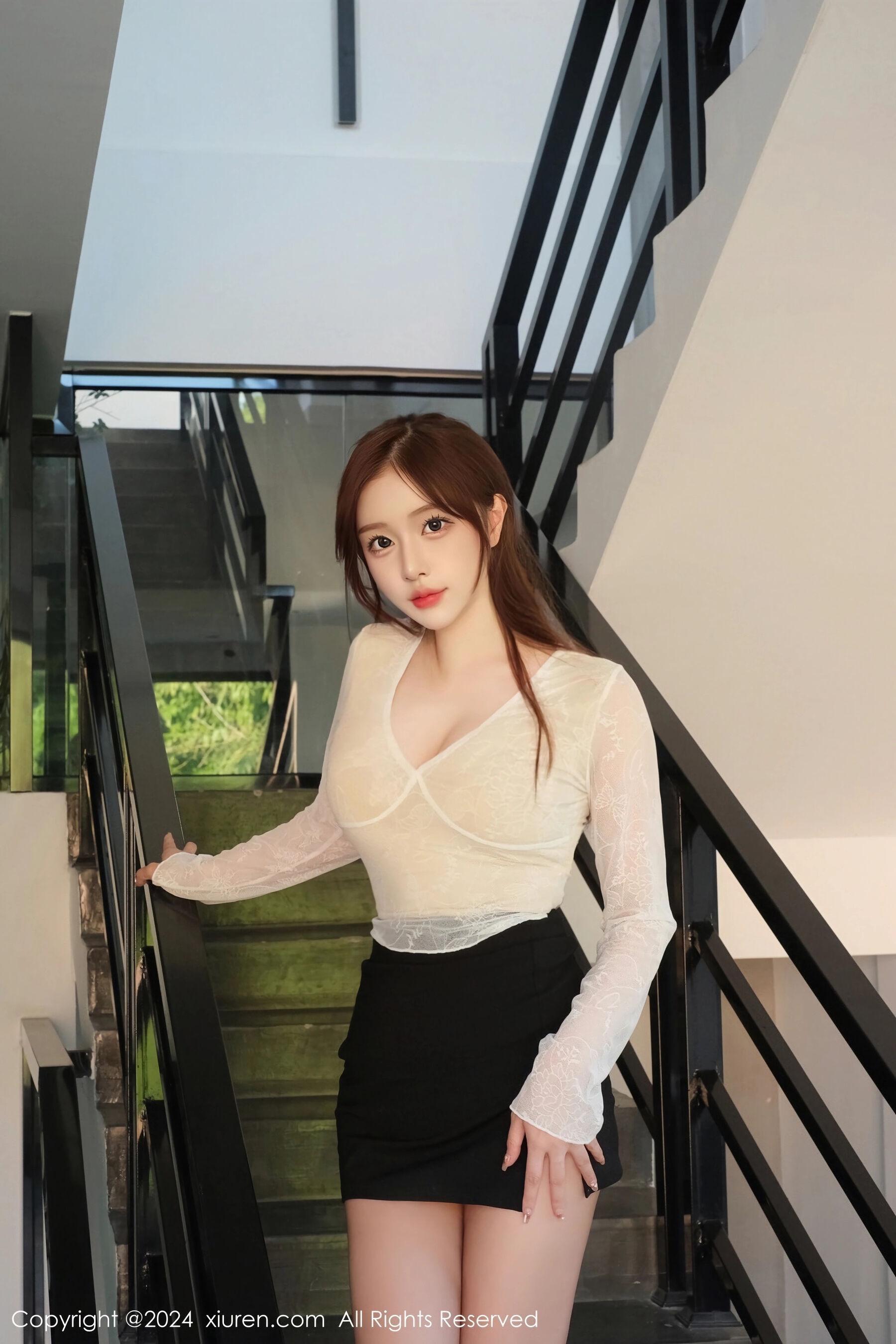 秀人网 Vol. 7895 LindaLinda(11)