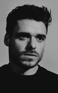 Richard Madden EJBMlEBb_o